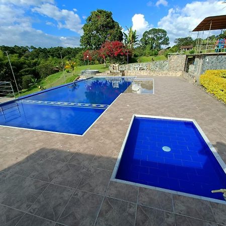 Hotel Campestre Los Mangos Quimbaya Exteriér fotografie