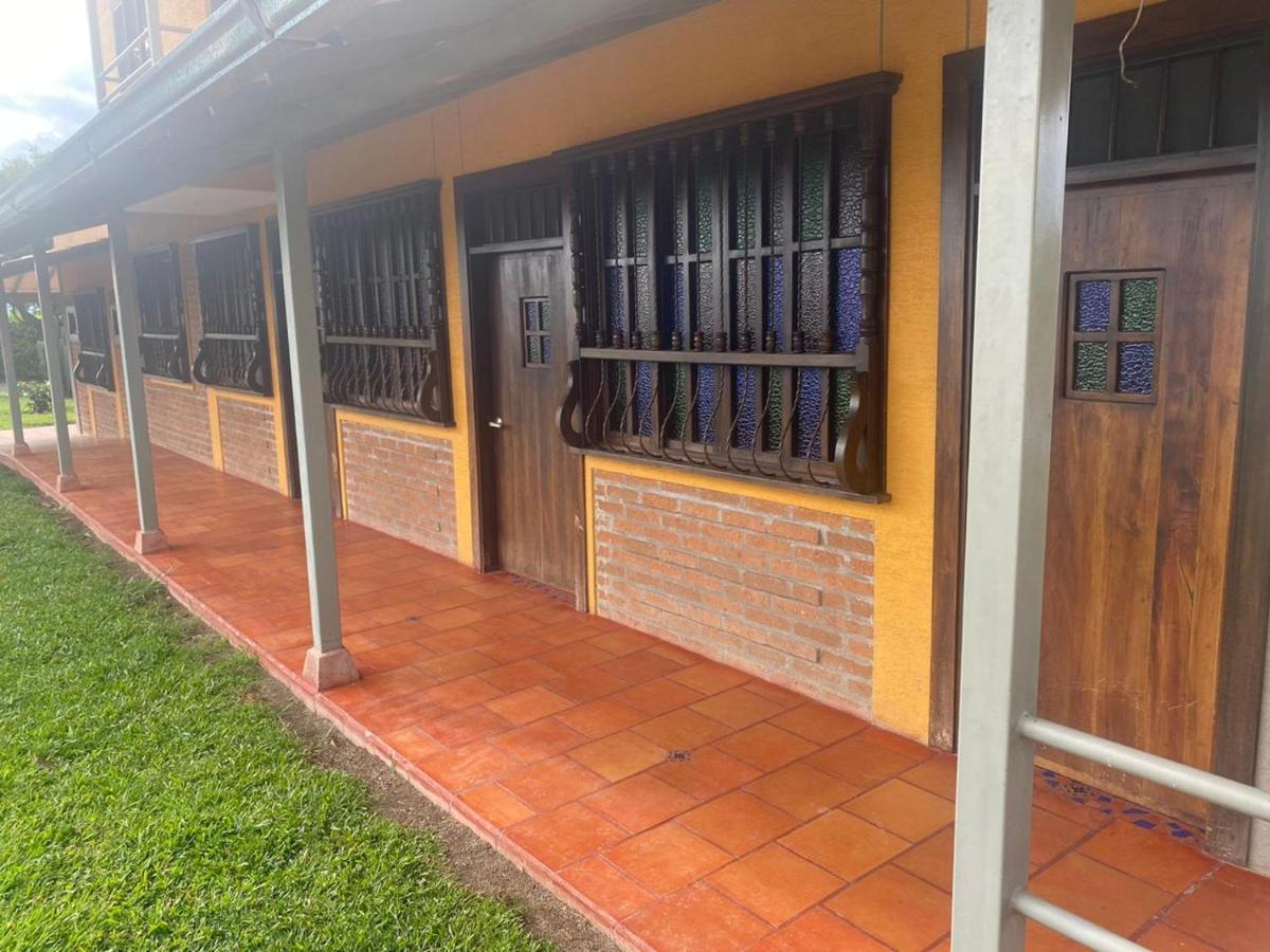Hotel Campestre Los Mangos Quimbaya Exteriér fotografie