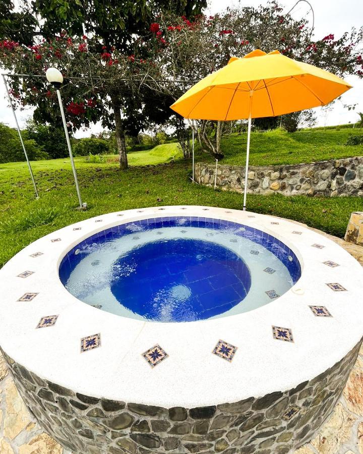 Hotel Campestre Los Mangos Quimbaya Exteriér fotografie