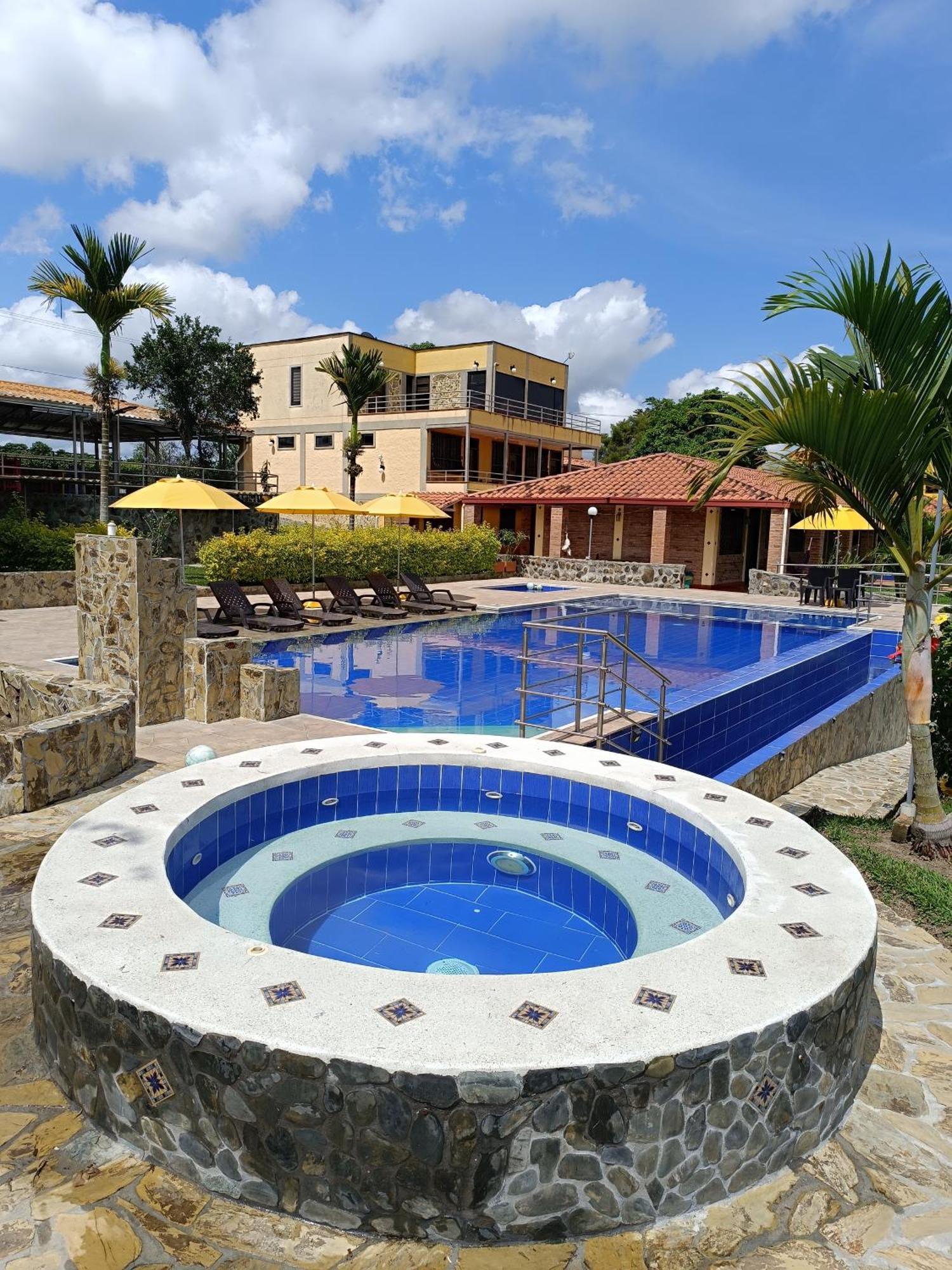 Hotel Campestre Los Mangos Quimbaya Exteriér fotografie
